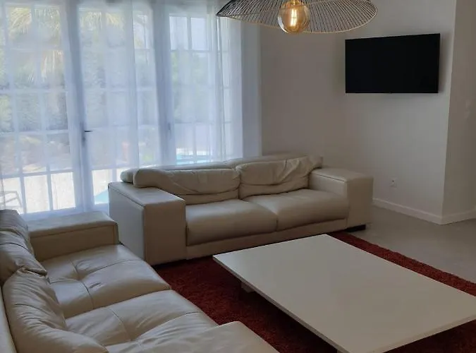 Lumie - Superbe Pour 8 Personnes Entierement Renovee En 2023 Avec Piscine Privee * Sainte-Maxime